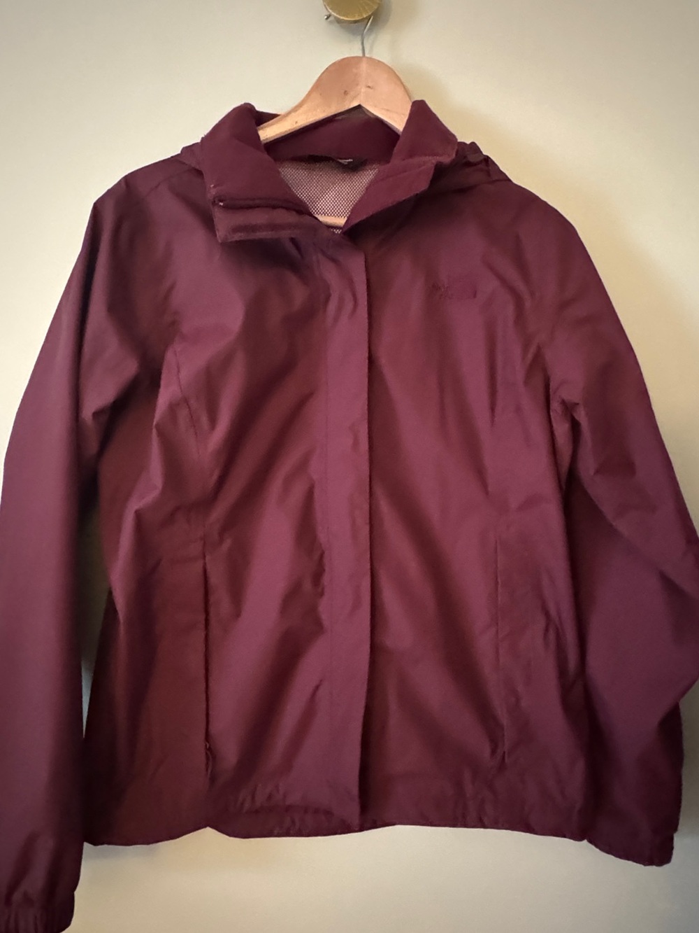The North Face Hooded Rain Jacket - Burgundy